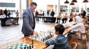 Chess Simul at Tysons Galleria Mall 2022.